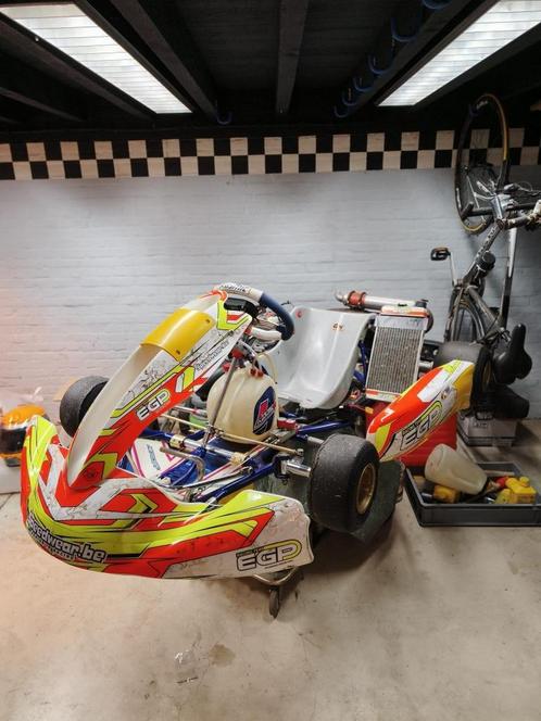 Kosmic Iame X30 - Senior, Sport en Fitness, Karting, Gebruikt, Kart, Ophalen