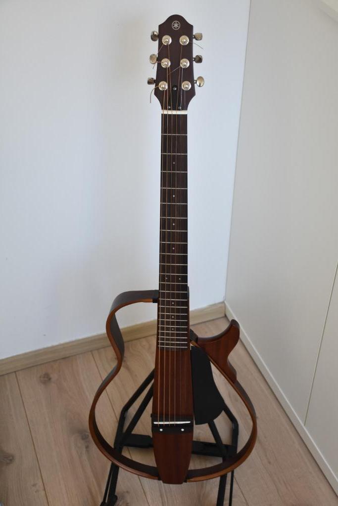 YAMAHA SLG200 S, Muziek en Instrumenten, Snaarinstrumenten | Gitaren | Akoestisch, Zo goed als nieuw, Overige typen, Ophalen