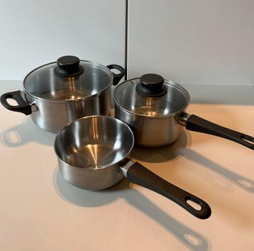 Potten voor op kot beschikbaar voor biedingen