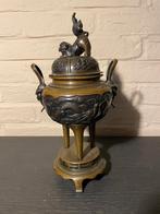pot d'encens oriental en bronze antique, Enlèvement ou Envoi