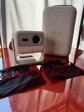 Projecteur JmGO N1S 4K + 2 paires de lunettes 3D officielles beschikbaar voor biedingen