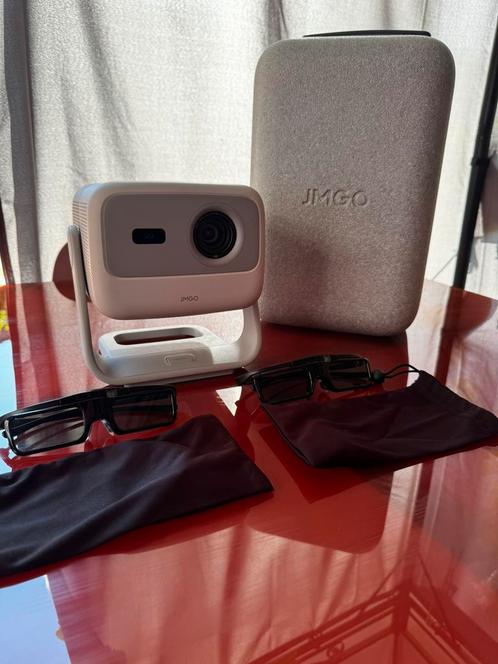 Projecteur JmGO N1S 4K + 2 paires de lunettes 3D officielles, Audio, Tv en Foto, Beamers, Zo goed als nieuw, Ophalen