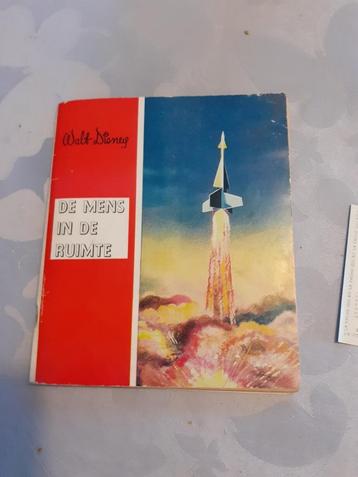 Verzamelalbum Walt Disney  beschikbaar voor biedingen
