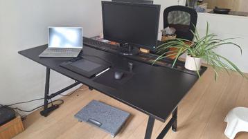 Table de bureau noire metallique moderne - Etat impeccable