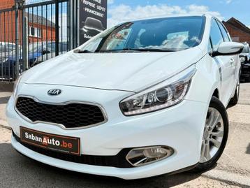 Kia Ceed 1.4i Essence World étidion 2015 beschikbaar voor biedingen