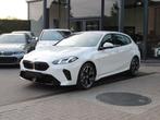 BMW 1 Serie 120 iA M Sport / CAM / BLINDSPOT / CARPLAY / VER, Automaat, 1 Reeks, Gebruikt, Wit