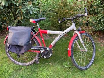 Ventura kinderfiets in zeer goede staat, met uitrusting  beschikbaar voor biedingen
