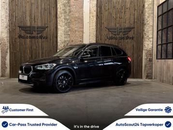 BMW X1 xDrive25e*PHEV*HUD*DAB*ZETELVERW.*LED* beschikbaar voor biedingen