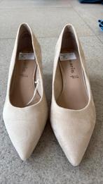 Escarpin à talon beige, Kleding | Dames, Schoenen, Pumps, Beige, Nieuw, Ophalen