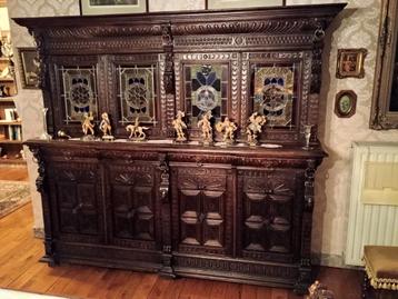 Zeldzame vierdeurs Mechelse buffetkast  beschikbaar voor biedingen