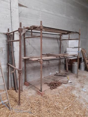 Échafaudage  beschikbaar voor biedingen