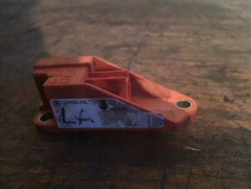 Airbag Sensor van een Volkswagen Touran, Auto-onderdelen, Overige Auto-onderdelen, Volkswagen, Gebruikt, 3 maanden garantie, Ophalen of Verzenden