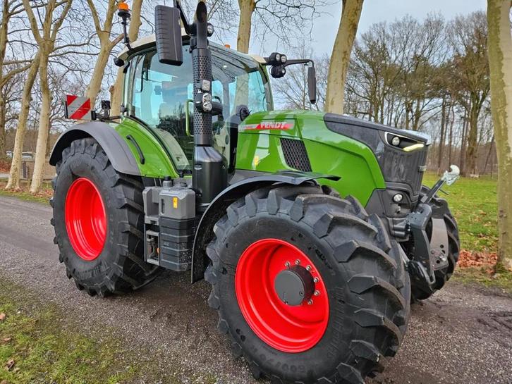 Fendt 724 Gen7 Profi Plus 150 std! (720 722 726 728 ), Zakelijke goederen, Landbouw | Tractoren, tot 2500, Fendt, meer dan 160 Pk