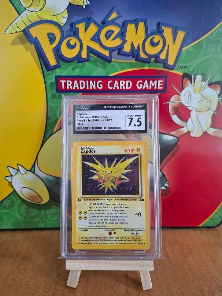 Zapdos Holo Fossil 1st CGC 7,5, Hobby en Vrije tijd, Verzamelkaartspellen | Pokémon, Nieuw, Losse kaart, Ophalen of Verzenden