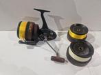 Mitchell 498X  met 2 extra spoelen , gevuld met fluorocarbon, Enlèvement ou Envoi