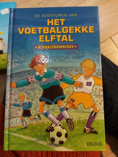 Ulli SCHUBERT - De avonturen van het voetbalgekke elftal, Livres, Livres pour enfants | Jeunesse | Moins de 10 ans, Comme neuf