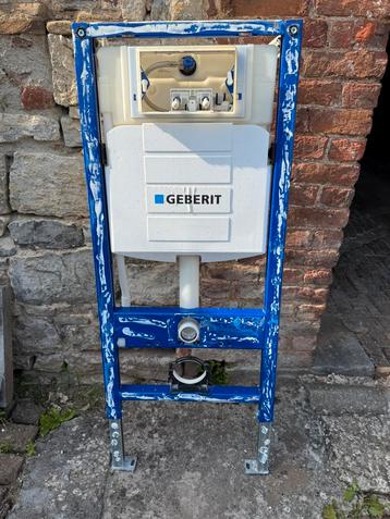 WC suspendu Geberit avec cuvette, Enlèvement, Utilisé