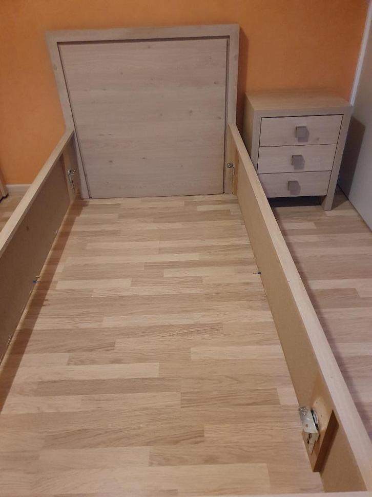 Lit 1 personne, Maison & Meubles, Chambre à coucher | Lits, Utilisé, Une personne, 100 cm, 220 cm, Bois, Enlèvement