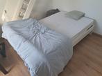 Bed met lattenbodem en matras, Huis en Inrichting, Ophalen, Twijfelaar, Matras
