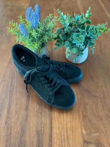 Zwarte H&M sneakers – Maat 40 beschikbaar voor biedingen