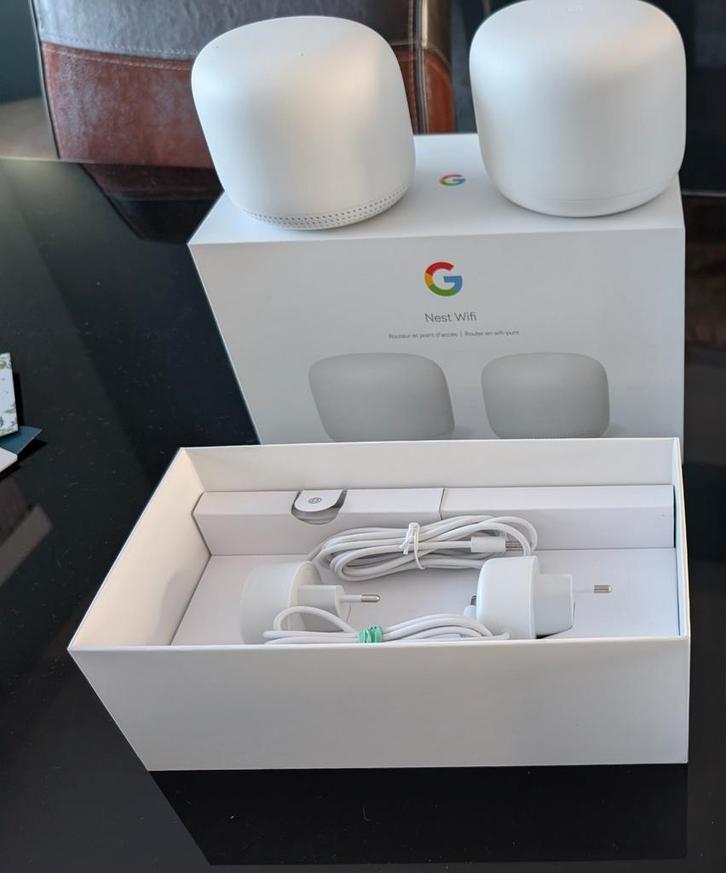 Google nest WiFi router en WiFi punt met Google assistant, Computers en Software, Netwerk switches, Zo goed als nieuw, Ophalen of Verzenden