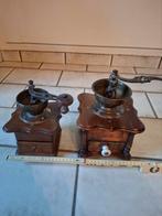2 oude koffiemolens, Ophalen