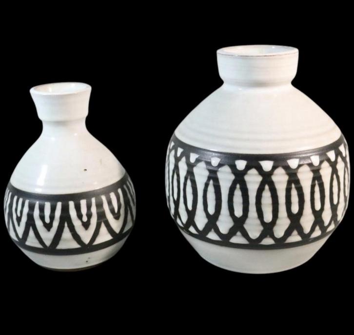 2 vases, céramique de Tenby Pottery, Royaume-Uni, 1960-1970, Huis en Inrichting, Woonaccessoires | Vazen, Zo goed als nieuw, Wit