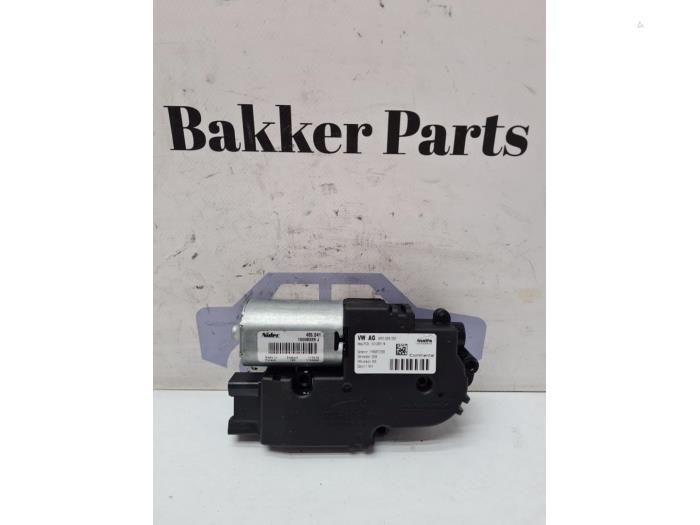 Schuifdak Motor van een Volkswagen Scirocco, Auto-onderdelen, Carrosserie, Volkswagen, Gebruikt, 3 maanden garantie