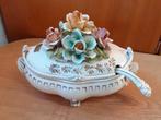 Soupière  en céramique  avec fleurs en porcelaines, Ophalen of Verzenden