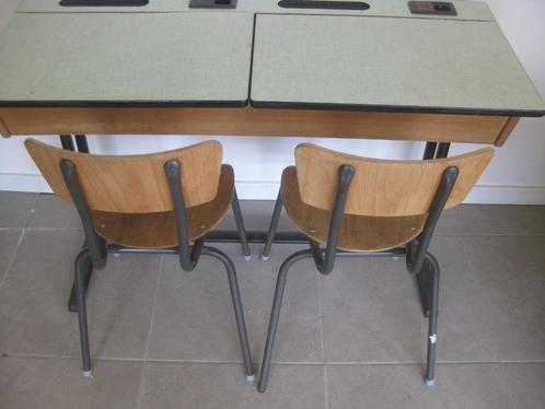 Bureau d'école avec 2 chaises, plateau en formica - Obumex -, Maison & Meubles, Bureaux, Utilisé, Bureau, Enlèvement ou Envoi