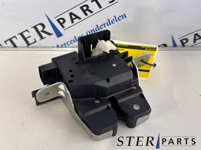 Slotmechaniek Achterklep van een Mercedes Vito, Auto-onderdelen, Carrosserie, Mercedes-Benz, Gebruikt, 3 maanden garantie, Ophalen of Verzenden