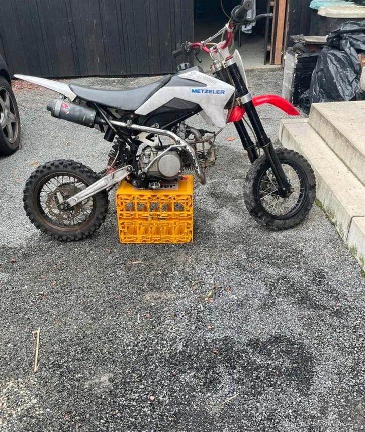 Crossmotor 145cc, Fietsen en Brommers, Minibikes, Midibikes en Pitbikes, Zo goed als nieuw, Pitbike, Ophalen of Verzenden