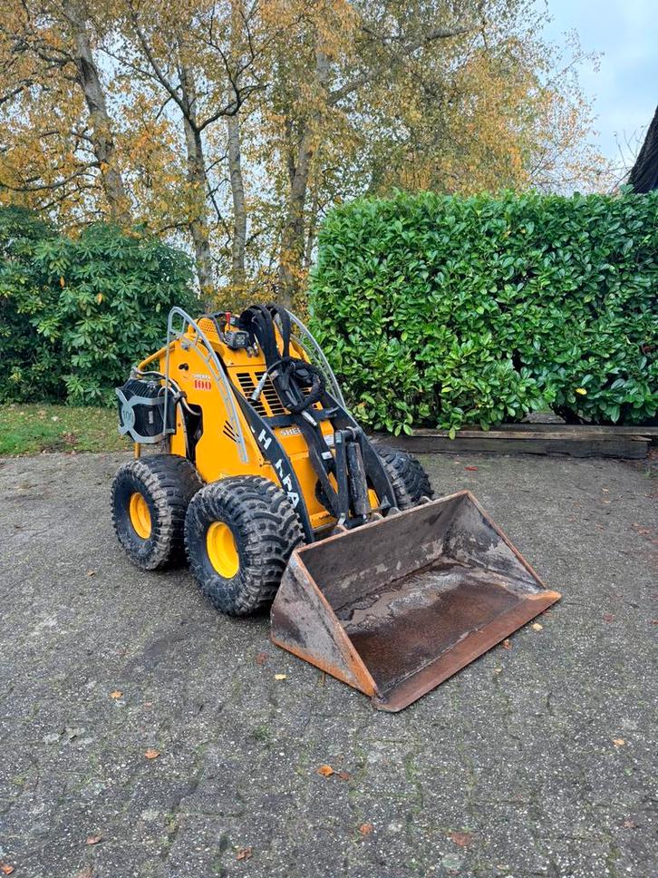 Sherpa 100 DIESEL skidster giant kubota  4X4, Zakelijke goederen, Machines en Bouw | Kranen en Graafmachines, Ophalen