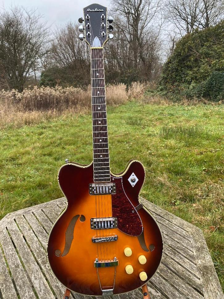 Airline Harmony H74 STD, Musique & Instruments, Instruments à corde | Guitares | Électriques, Comme neuf, Semi-solid body, Autres marques