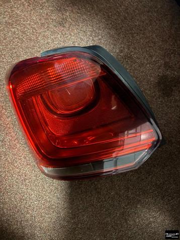 Achterlicht VW Polo 6r links  beschikbaar voor biedingen