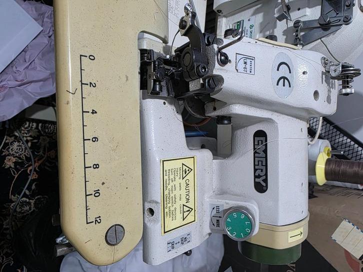 Naaimachine, Hobby en Vrije tijd, Naaimachines en Toebehoren, Zo goed als nieuw, Naaimachine, Overige merken, Ophalen