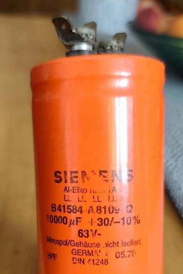 Capacitor x2 10000mf 63 Volt beschikbaar voor biedingen