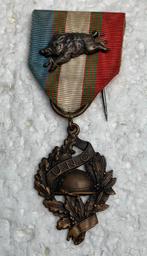 Medaille, Franse UNION NAT. COMBATTANTS Palm + everzwijn WOI, Ophalen of Verzenden, Landmacht, Lintje, Medaille of Wings