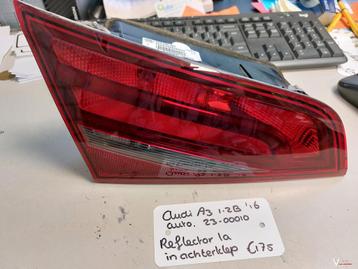 Audi A3 automaat 1.2B achterlicht reflector in achterklep LA beschikbaar voor biedingen