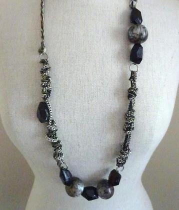 Verschillende prachtige fantasiekettingen €9 voor de 3 samen beschikbaar voor biedingen