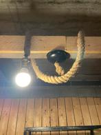 Hanglamp aan dik touw (gratis verzending), Ophalen of Verzenden, Zo goed als nieuw