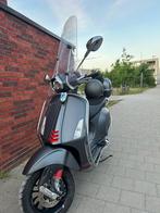Vespa sprint sport 2021 B klasse Full Option, Ophalen, Zo goed als nieuw