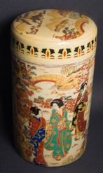Theepot - Vrouwendecor - China Azië, Antiek en Kunst, Antiek | Keramiek en Aardewerk, Ophalen of Verzenden