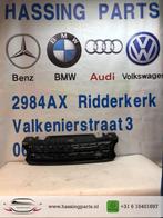 RANGE ROVER SPORT II GRILL 2013-2016, Ophalen of Verzenden, Gebruikt, Land Rover