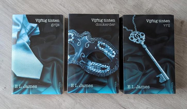E.L. James - Vijftig tinten grijs (set van 3), Boeken, Literatuur, Zo goed als nieuw, Amerika, Ophalen of Verzenden