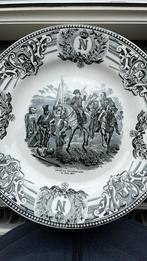 Ensemble de 12 assiettes Napoléon, immaculées, Enlèvement