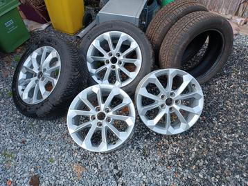 jantes audi . 215/55/17.  beschikbaar voor biedingen