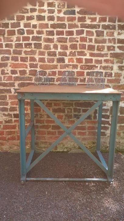 SIDE TABLE - BIJZETTAFEL industrieel SCAPA, Tuin en Terras, Tuintafels, Gebruikt, Rechthoekig, Metaal, Ophalen