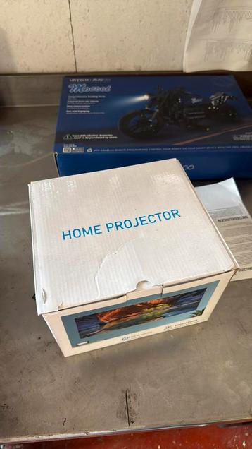 Projector beschikbaar voor biedingen