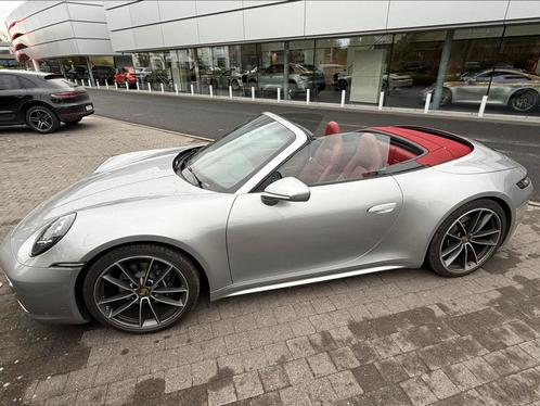 Porsche Carrera 4 cabriolet 2024 slechts 7000 km, Auto's, Porsche, Particulier, 4x4, ABS, Achteruitrijcamera, Adaptieve lichten